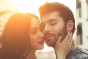 If you don’t do these 5 things, your man will never COMPLETELY fall in love